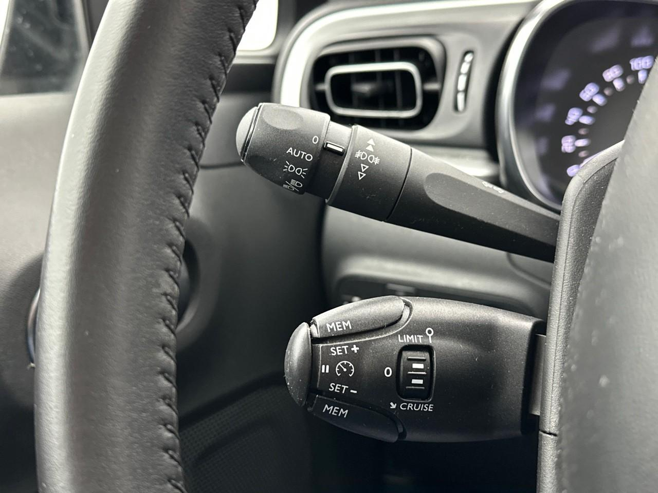 Citroën C3 puretech 110 s&s shine — photo 19