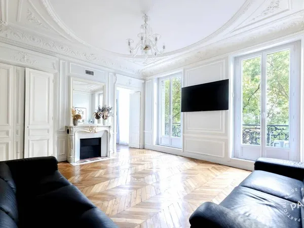 Appartement 7 pièces 150 m²