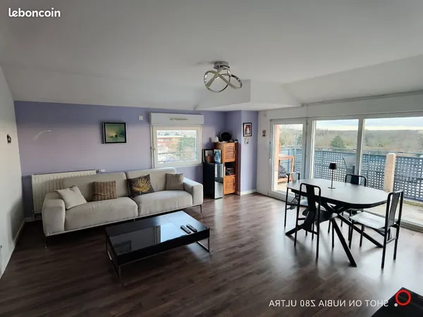 Bel appartement très lumineux de 86m² dernier étage sans vis à vis