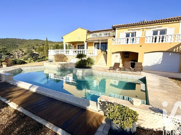 Propriété 6 pièces 177 m²