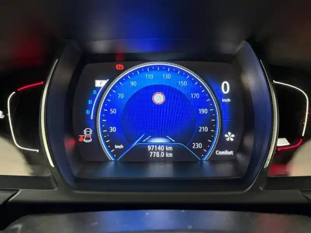 Renault Scenic dci 160 energy edc — photo 17