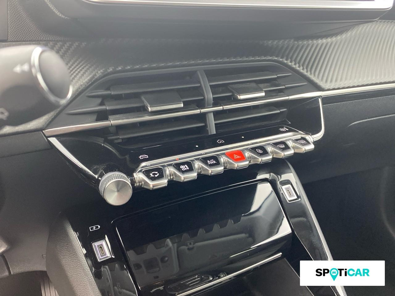 Peugeot 208 e-208 136ch 50 kwh allure — photo 15