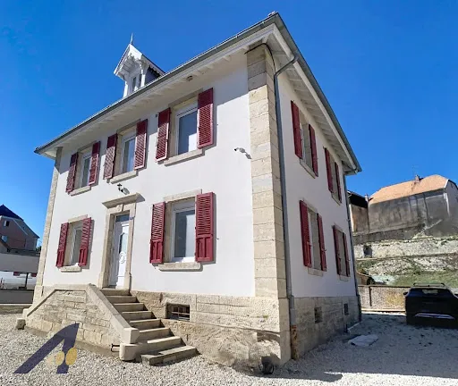 Immeuble 7 pièces 157 m²