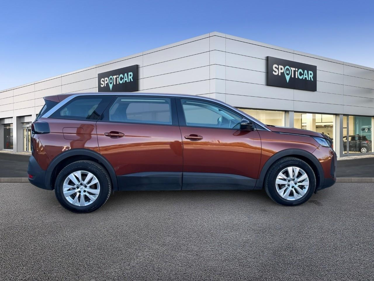Peugeot 5008 puretech 130ch s&s eat8 active pack — photo 4