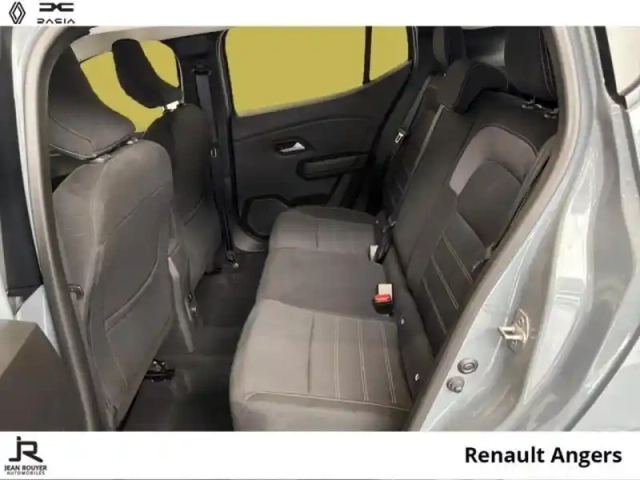 Dacia Sandero 1.0 tce 90ch journey — photo 4