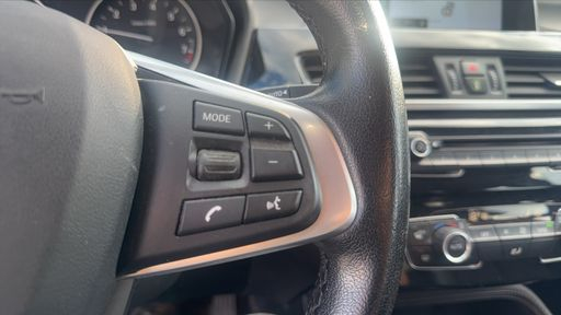 BMW X1 sDrive 18i 140 - X Line – 2017 – 169268 km – Essence – Boîte Manuelle — photo 7