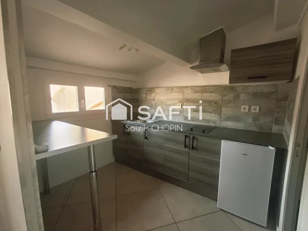 Bel appartement de type 1, 21 m2 en centre-ville de La Seyne sur mer
