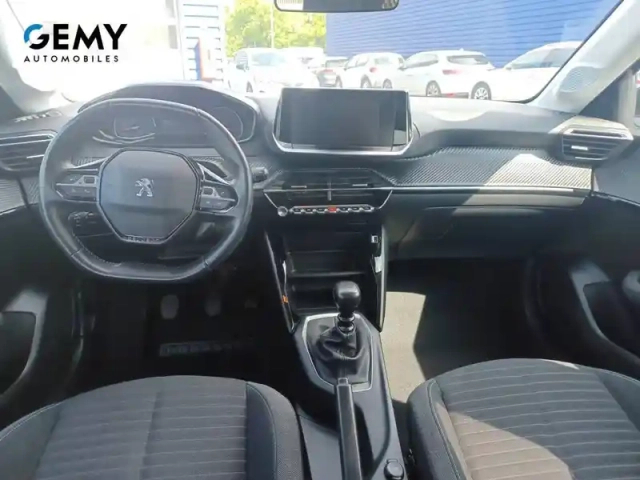 Peugeot 208 puretech 100 s&amp;s bvm6 — photo 8