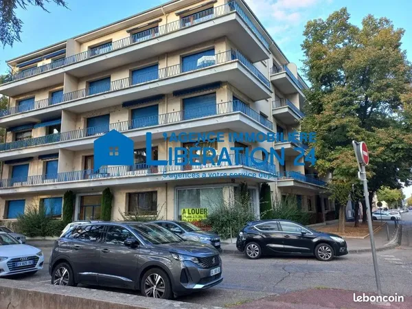 Appartement 4 pièces 8 m²