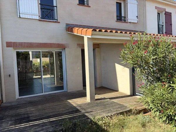 Maison jumelée 5 pièces 104 m²