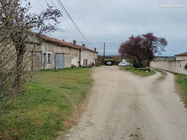 Appartement T3 de plain-pied avec jardin privatif