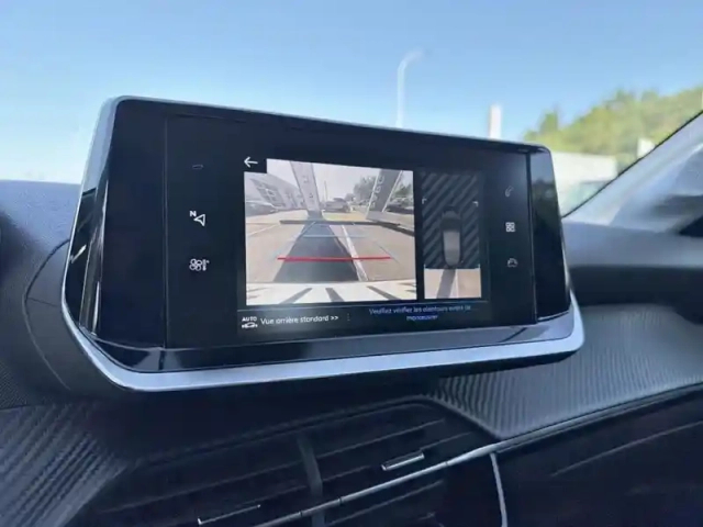 Peugeot 208 puretech 100 s&amp;s bvm6 style — photo 26