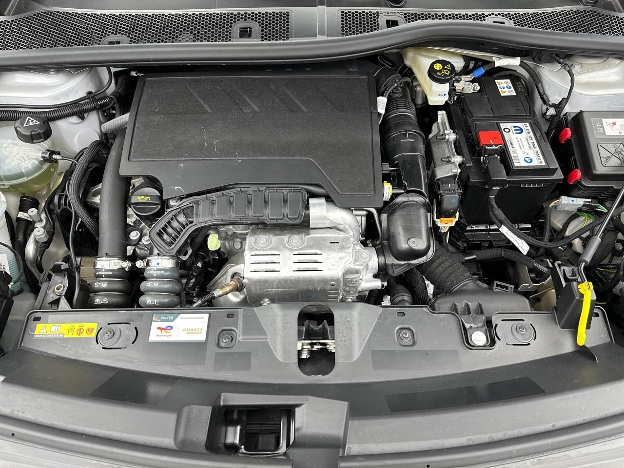 Peugeot 2008 100 s&s bvm6 allure — photo 13