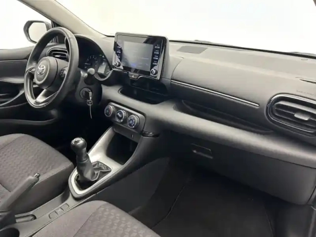 Toyota Yaris 70 vvt-i dynamic — photo 22