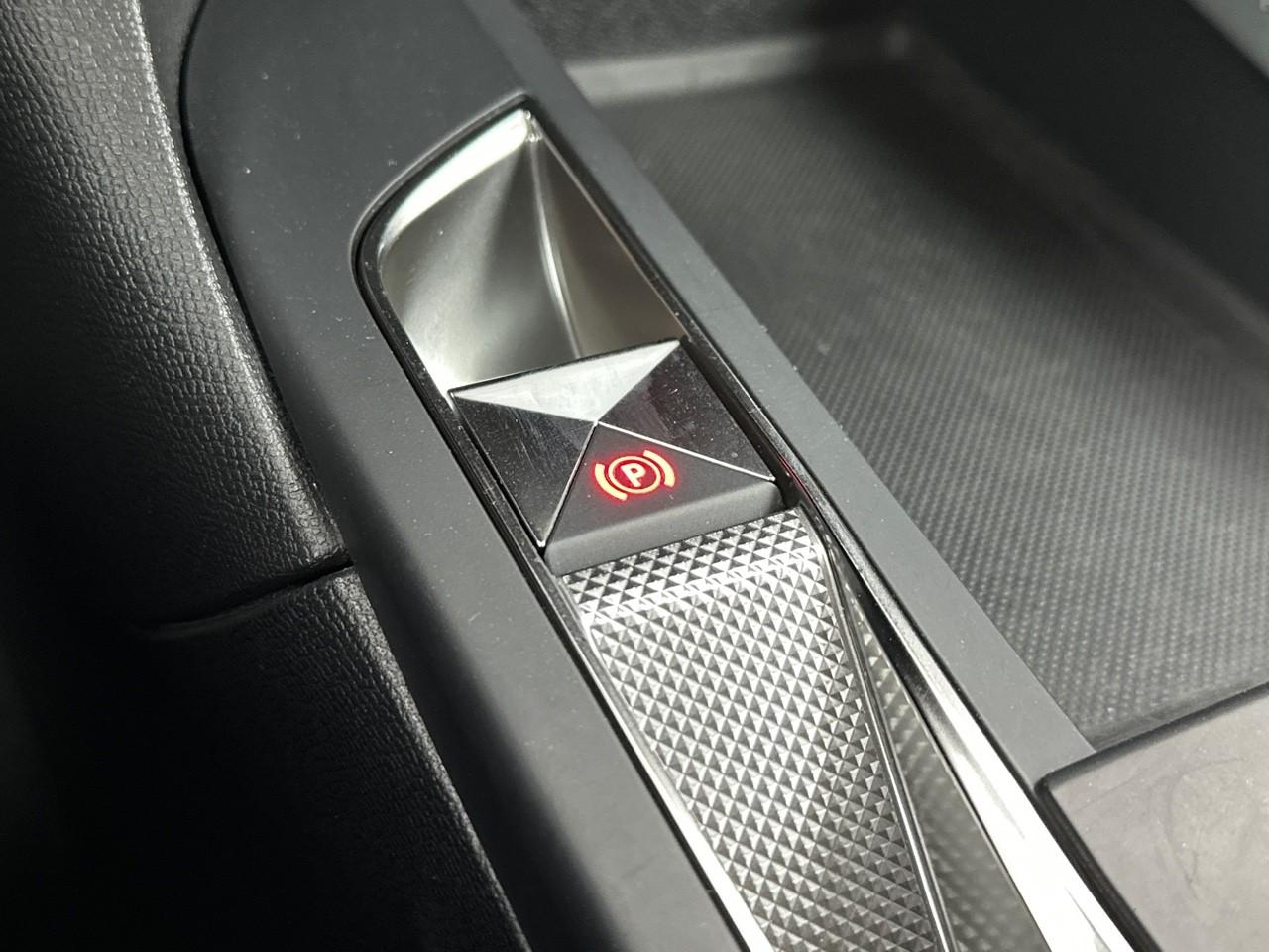 Ds Ds 3 crossback puretech 130 eat8 performance line+ — photo 29