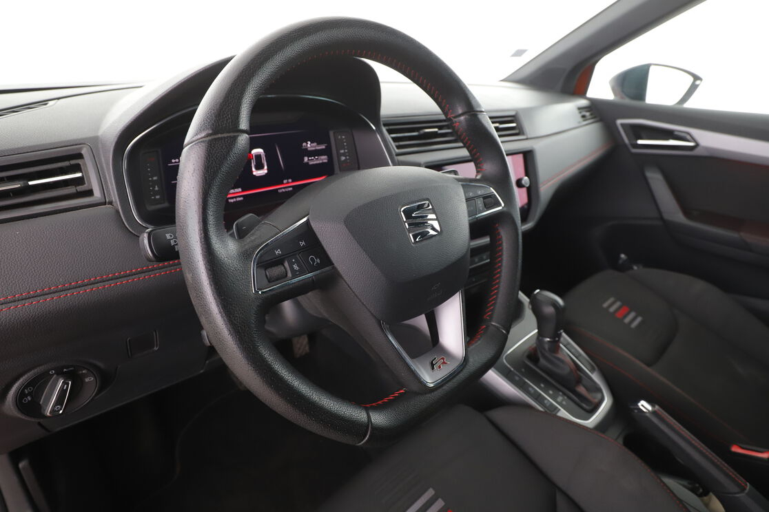 Seat Arona 1.0 EcoTSI FR DSG7 — photo 10