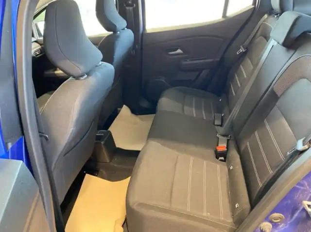 Dacia Sandero 1.0 tce 90ch journey — photo 39