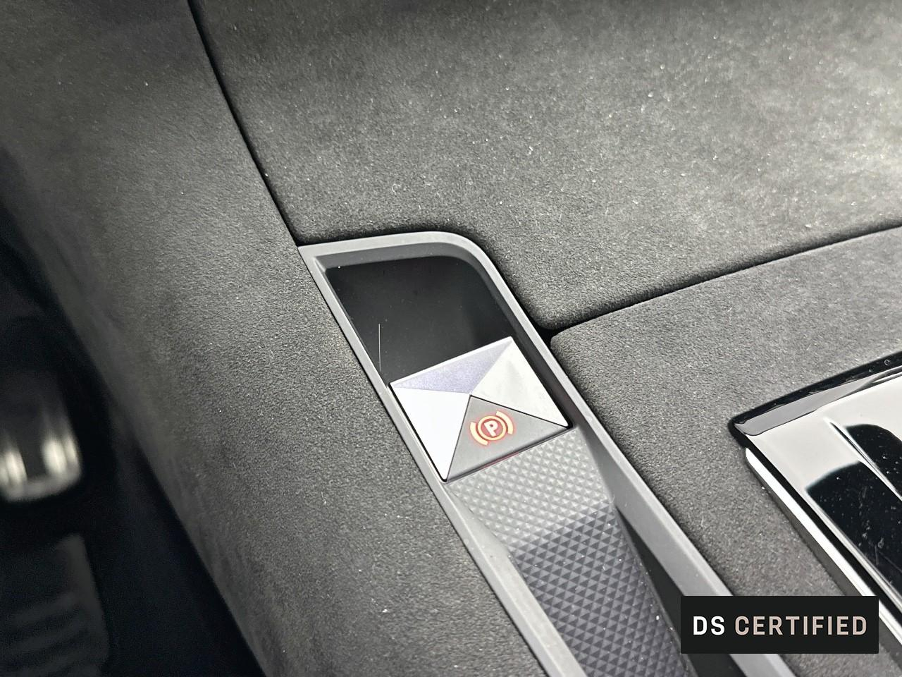 Ds Ds 7 crossback crossback hybride e-tense 300 eat8 4x4 performance — photo 29