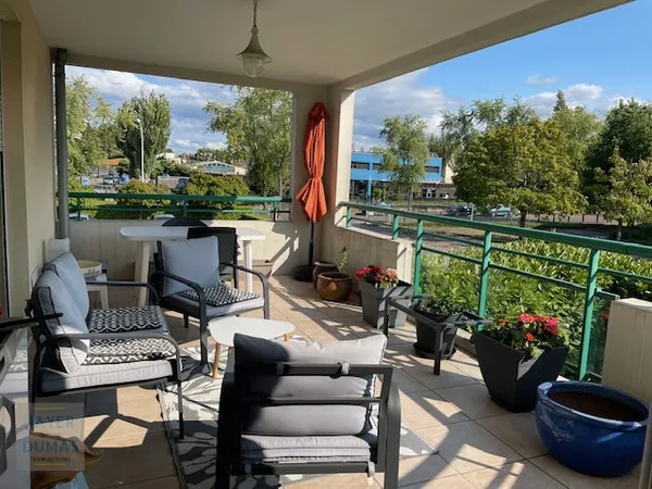 CHALON-SUR-SAONE - Bel Appartement T3 - TERRASSE et GARAGE -