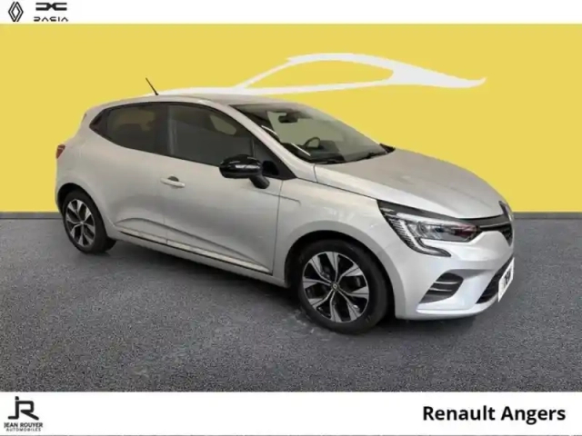 Renault Clio 1.5 blue dci 100ch evolution — photo 2