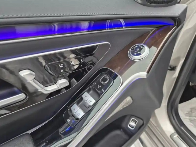 Mercedes Cla sse s 350 d 9g-tronic — photo 20