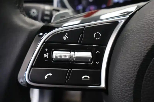 Kia Xceed 1.6 crdi 136 ch mhev dct7 — photo 34