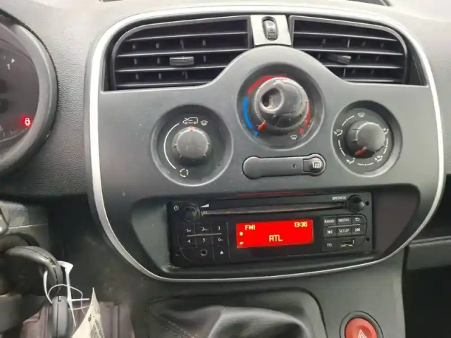 Renault Kangoo Van kangoo express blue dci 95 — photo 39