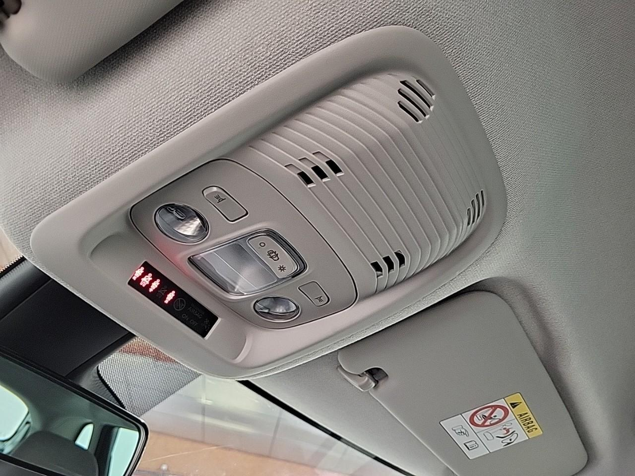 Citroën C3 Aircross puretech 130 s&s eat6 shine — photo 24