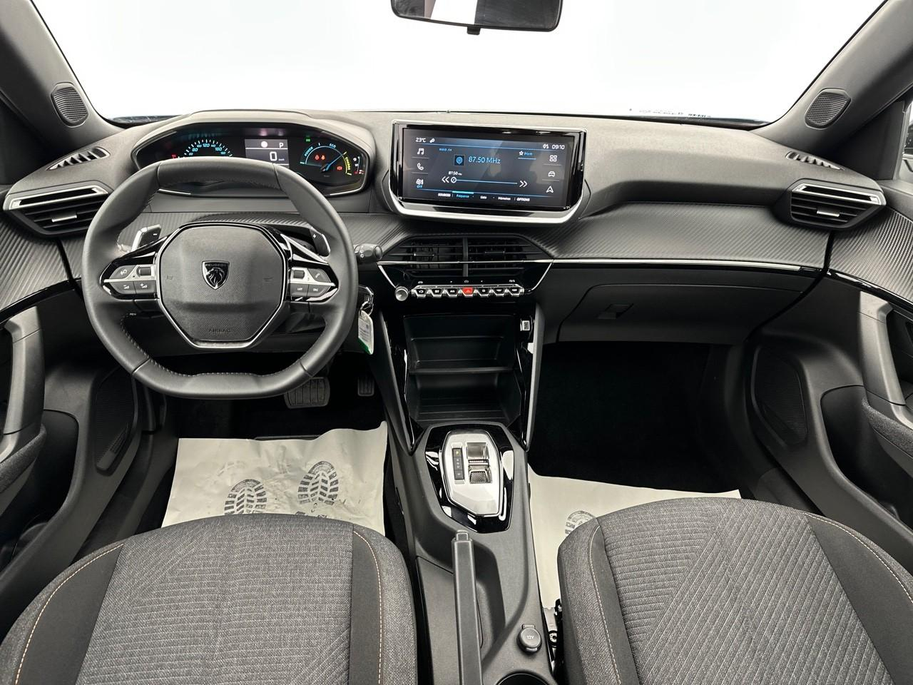 Peugeot 2008 hybrid 145 e-dcs6 style — photo 9