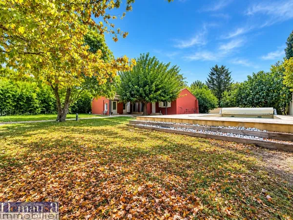A VENDRE - NÎMES BELLE MAISON DE PLAIN-PIED DE 150 M2 AVEC
