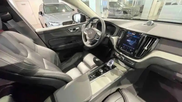 Volvo Xc60 t6 awd hybride rechargeable 253 ch+145 ch geartronic 8 — photo 33