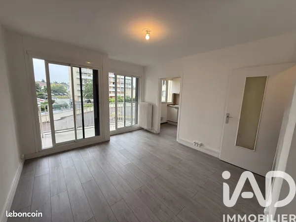 Studio 1 pièce 25 m²