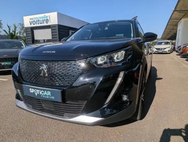 Peugeot 2008 puretech 130 s&amp;s bvm6 — photo 1