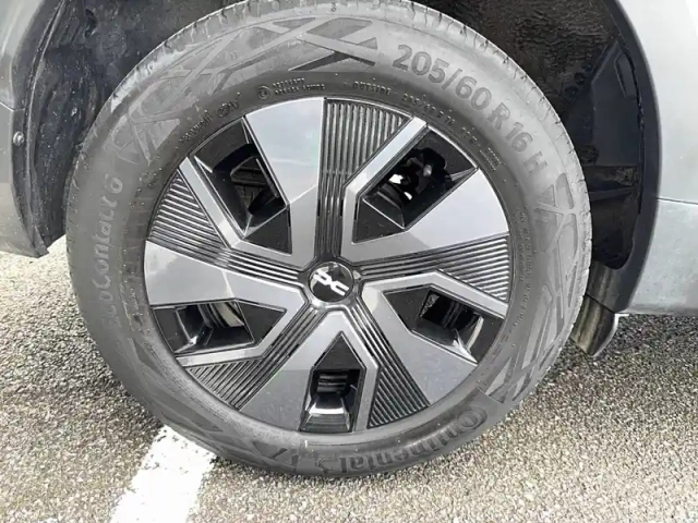 Dacia Jogger tce 110 7 places gsr2 — photo 18