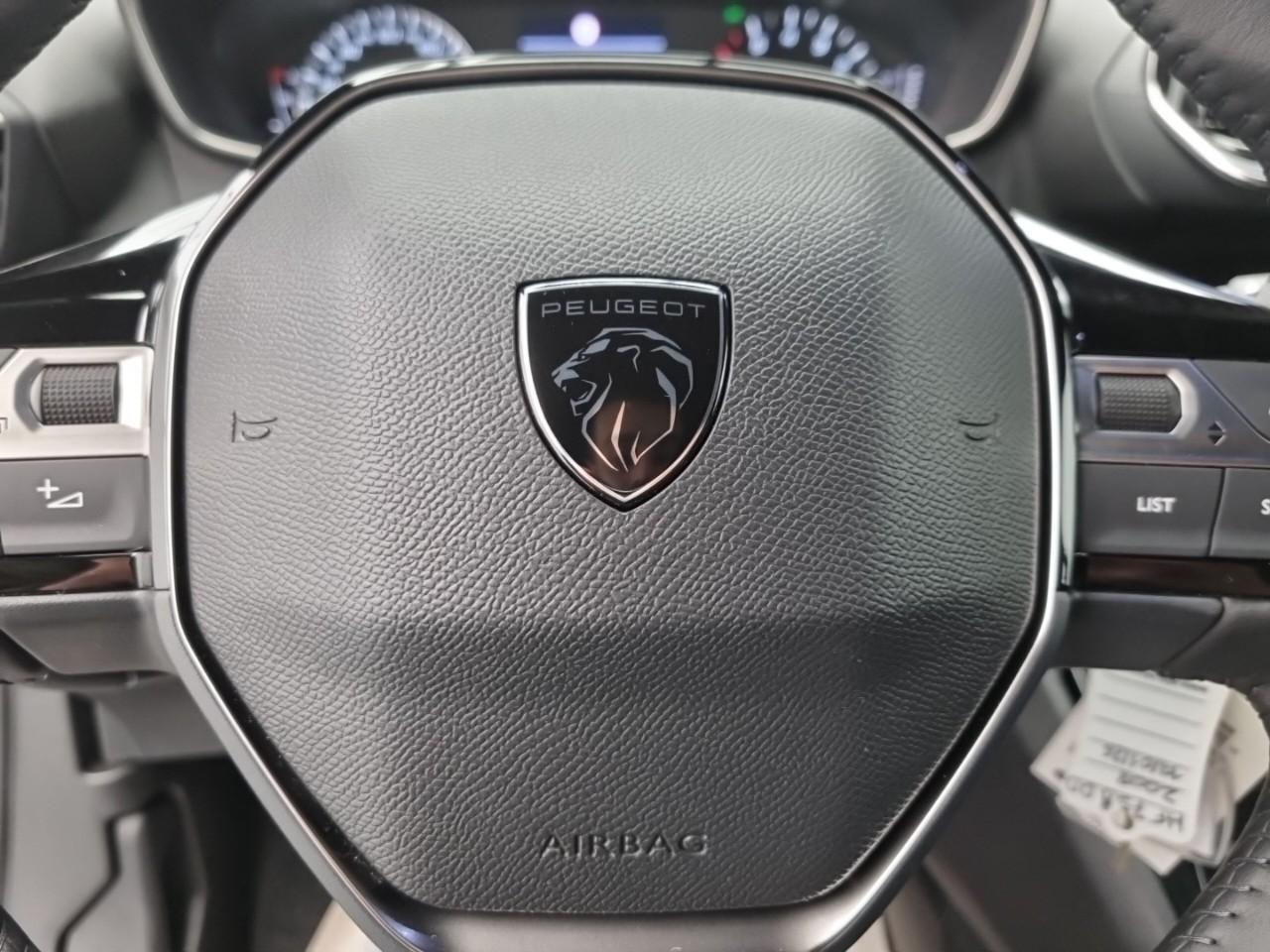 Peugeot 2008 100 s&s bvm6 business — photo 25