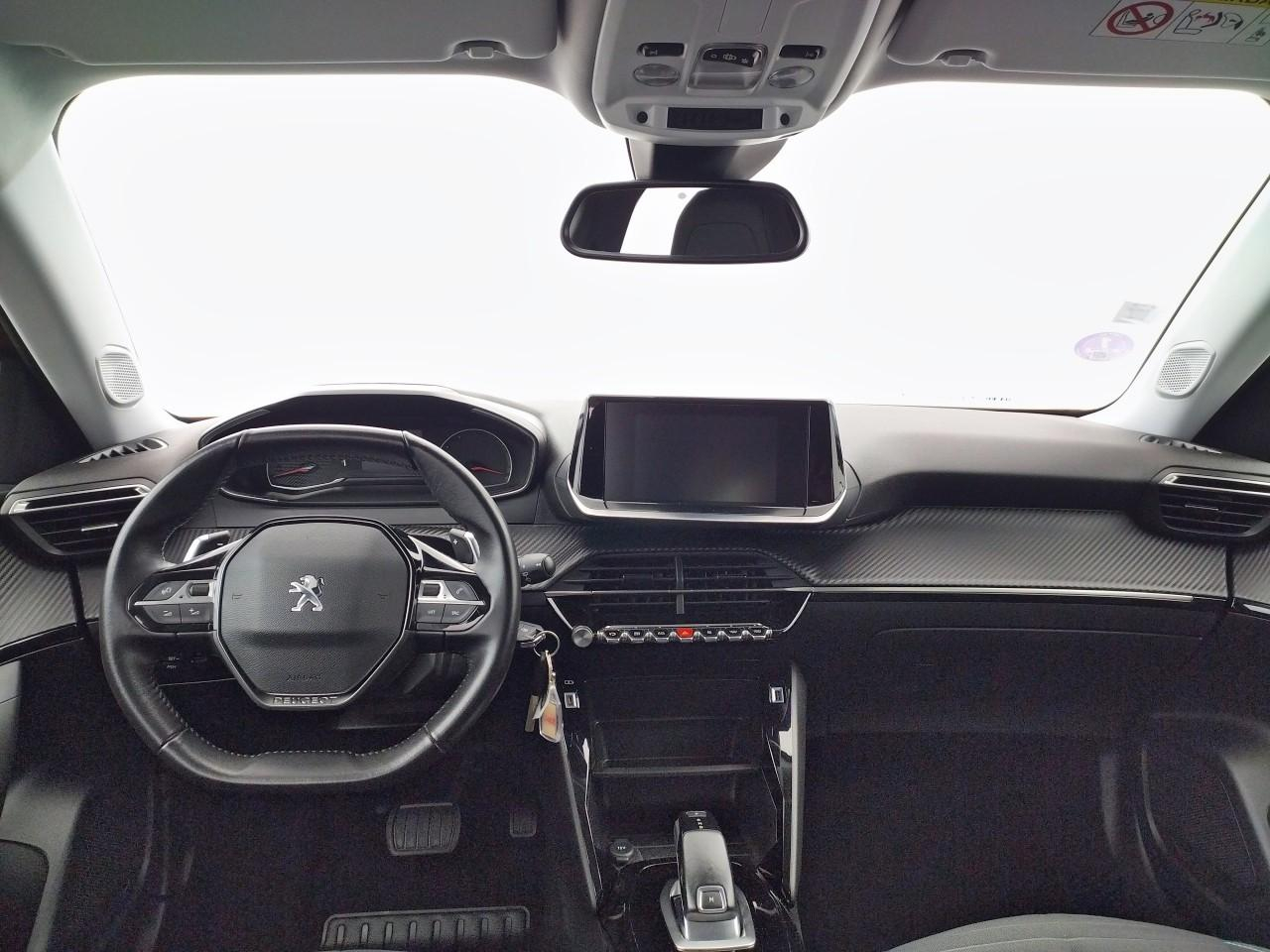 Peugeot 2008 puretech 130 s&s eat8 style — photo 12
