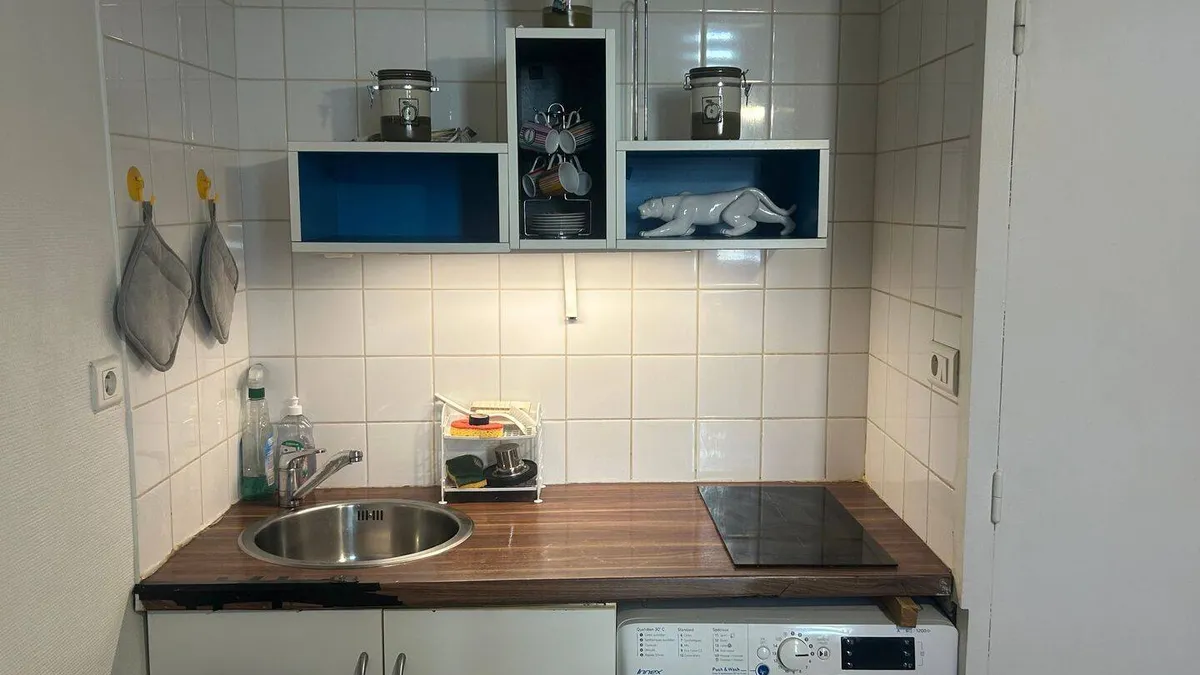 Photo 1