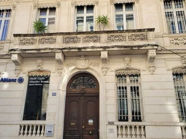 T3 90 m² charme ancien - Joseph Vernet Avignon centre