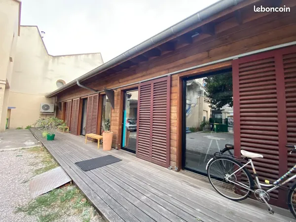 Local 252 m² Grenoble