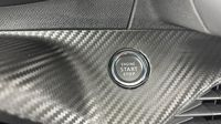 Peugeot 2008 1.2 PureTech 130ch S&S GT EAT8 — photo 20
