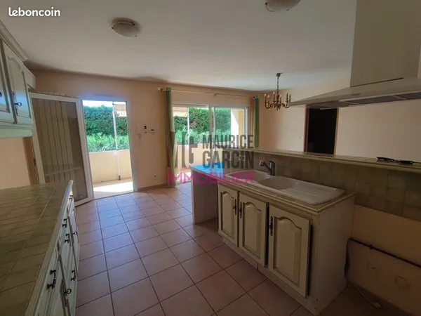 Appartement 3 pièces 82 m²