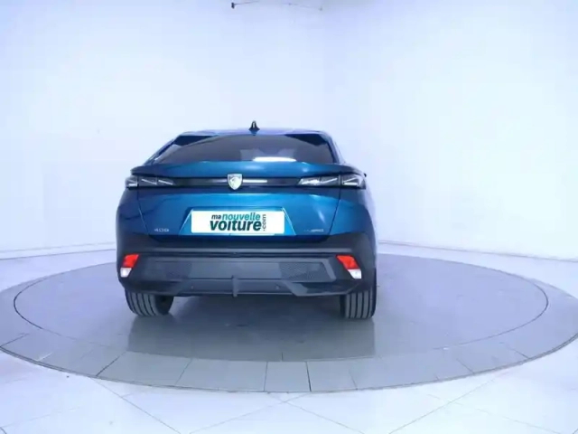 Peugeot 408 phev 225 e-eat8 — photo 32