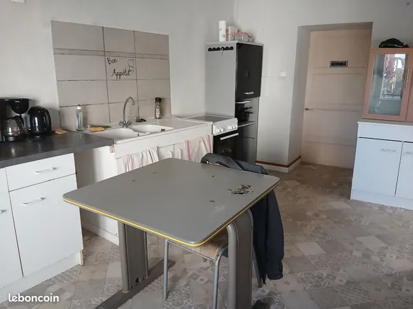 Appartement T2 centre ville ST Macaire en Mauges