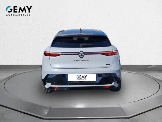 Renault Megane e-tech 220 ch autonomie confort ac22 — photo 5