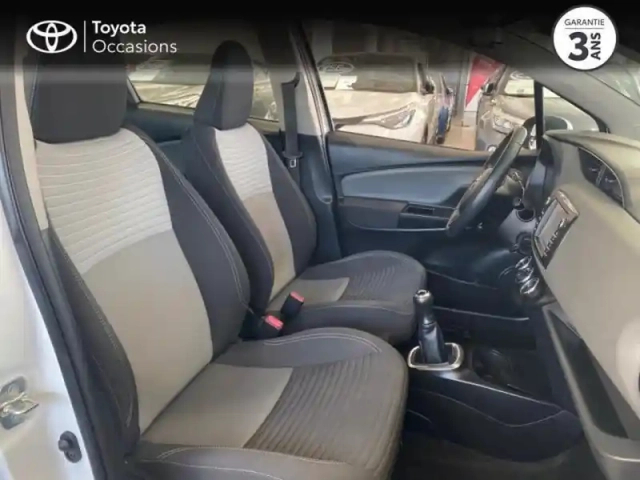Toyota Yaris 70 vvt-i france business 5p — photo 6