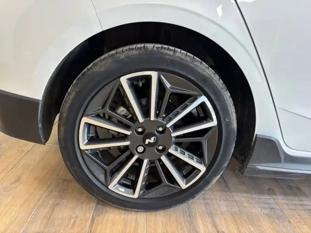 Hyundai I20 1.0 t-gdi 100 dct-7 hybrid 48v — photo 17