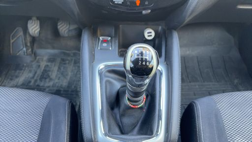 Nissan Qashqai 1.2 DIG-T 115 - N-Connecta – 2016 – 105485 km – Essence – Boîte Manuelle — photo 13