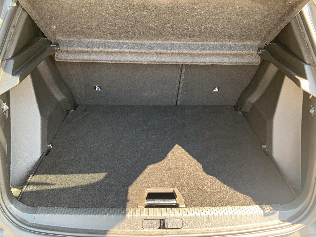 Peugeot 2008 1.2 hybrid 145ch gt e-dcs6 — photo 6
