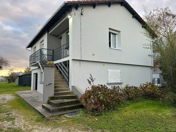 MONTAUBAN 82 ALBASUD MAISON ET TERRAIN DE 2 600 M² ENVIRON A VENDRE : UN EMPLACEMENT POUR VOTRE ENTR