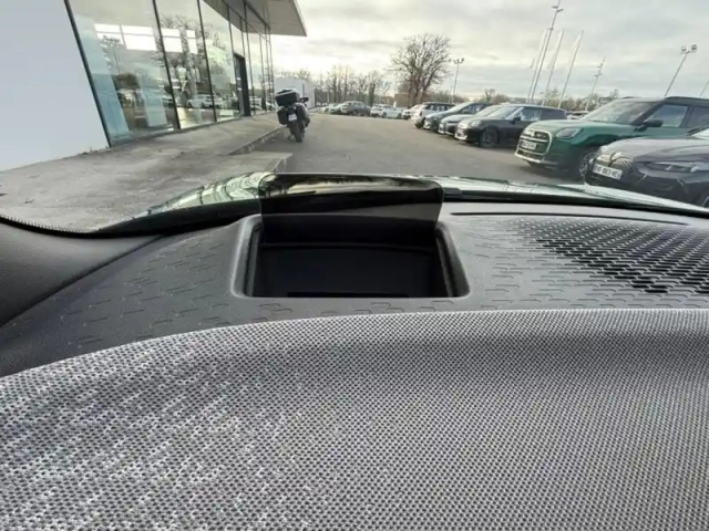 Mini Cooper 3 portes s 204ch favoured dkg7 — photo 13